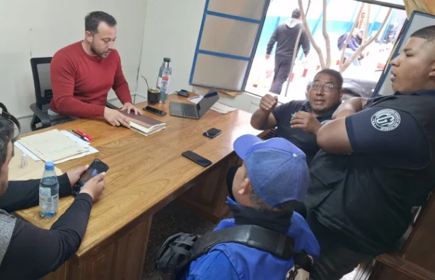 Servicio de cadetería: podrán usar gratis el estacionamiento medido hasta por 20 minutos